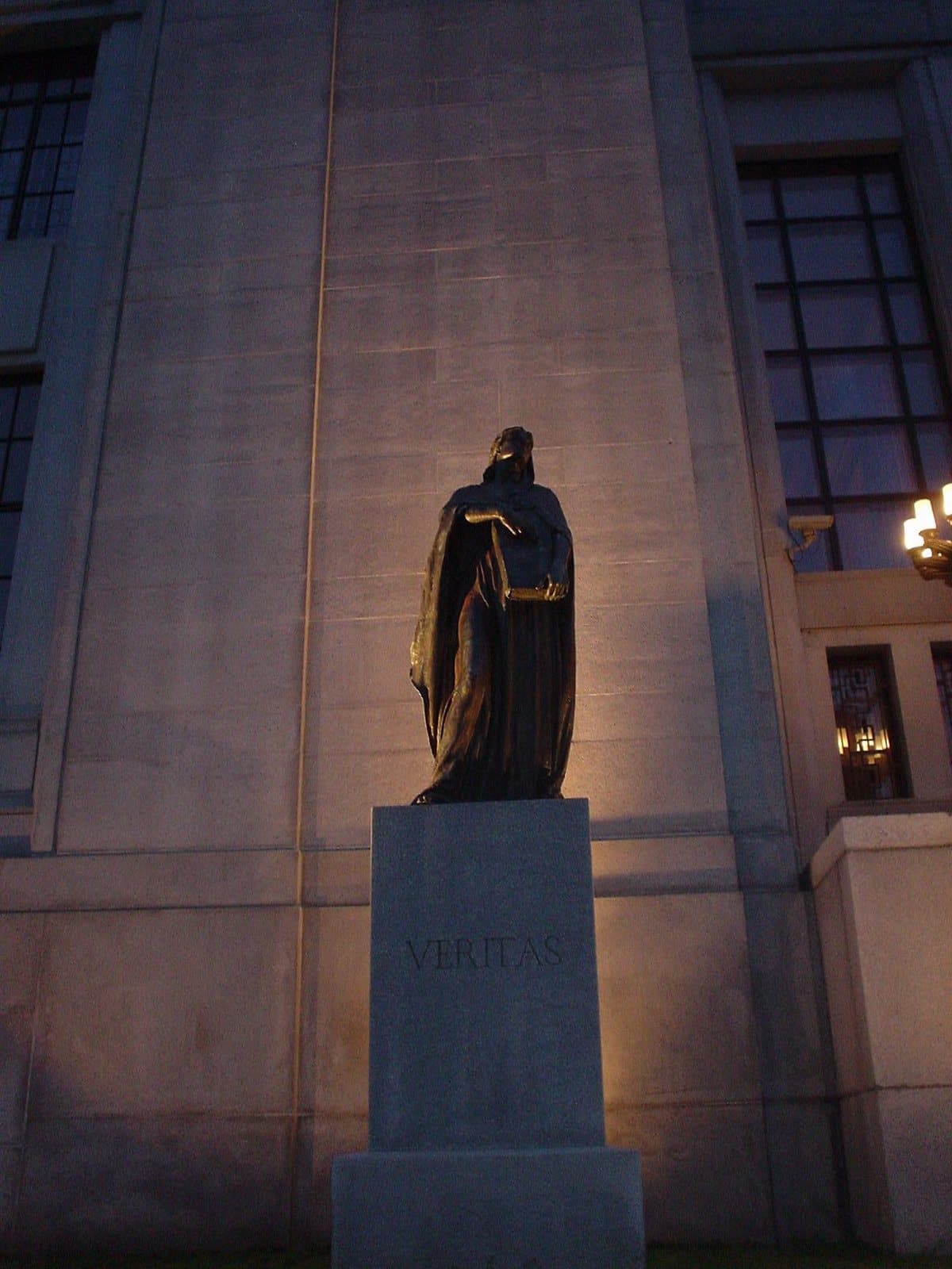 Supreme Court of Canada Bronzes — view 2